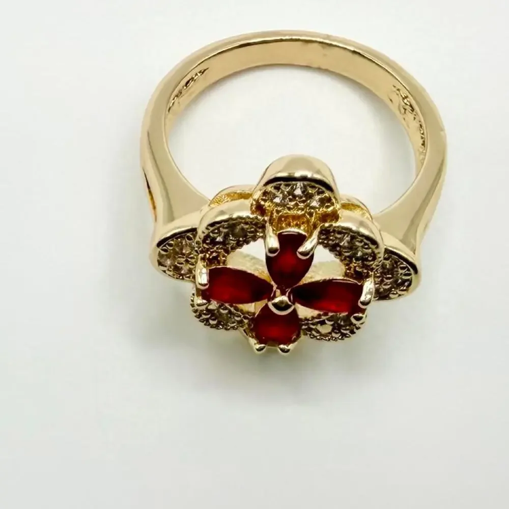 Krystallography garnet red
